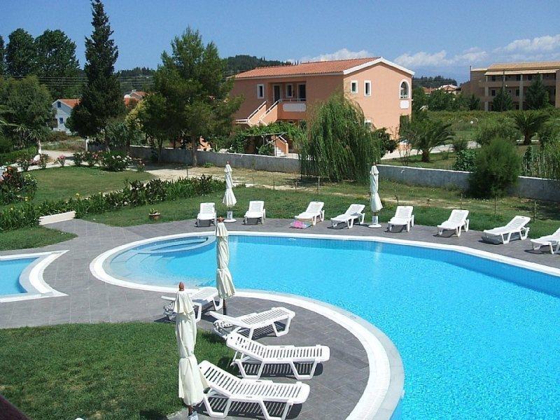 Vlachos Apartments Сидари Екстериор снимка