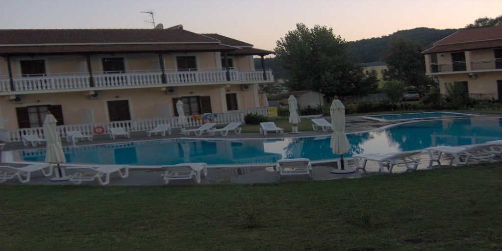 Vlachos Apartments Сидари Екстериор снимка