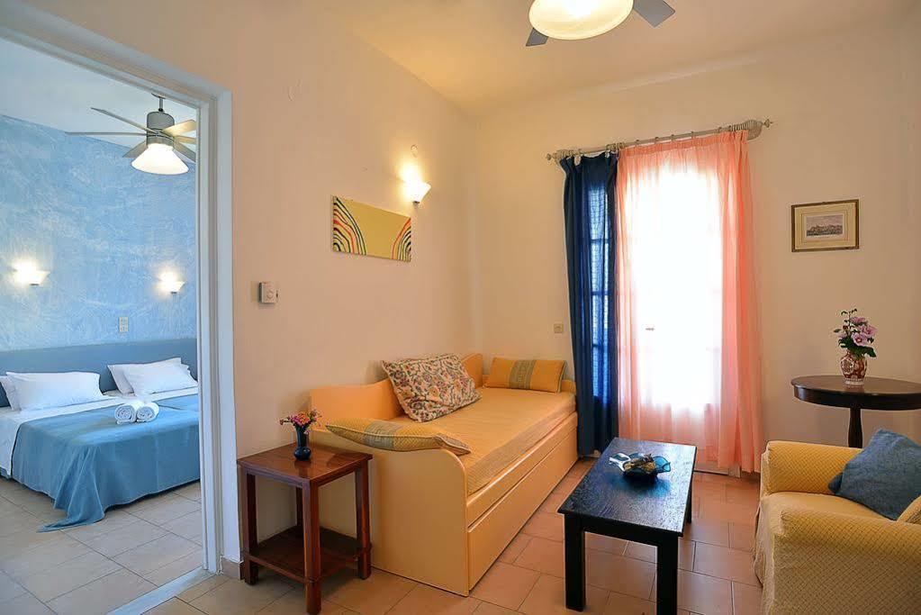 Vlachos Apartments Сидари Екстериор снимка